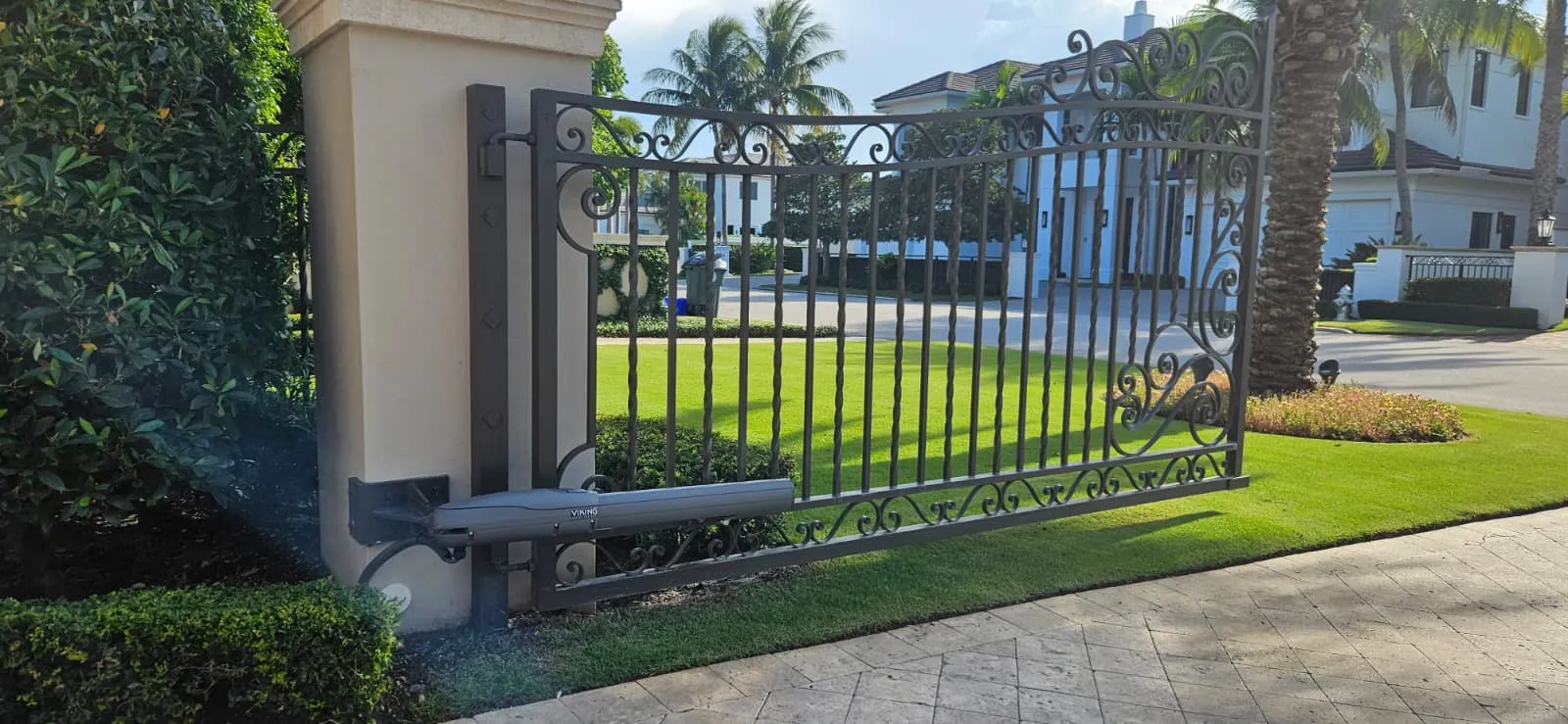 Boca Raton gate job photo 14
