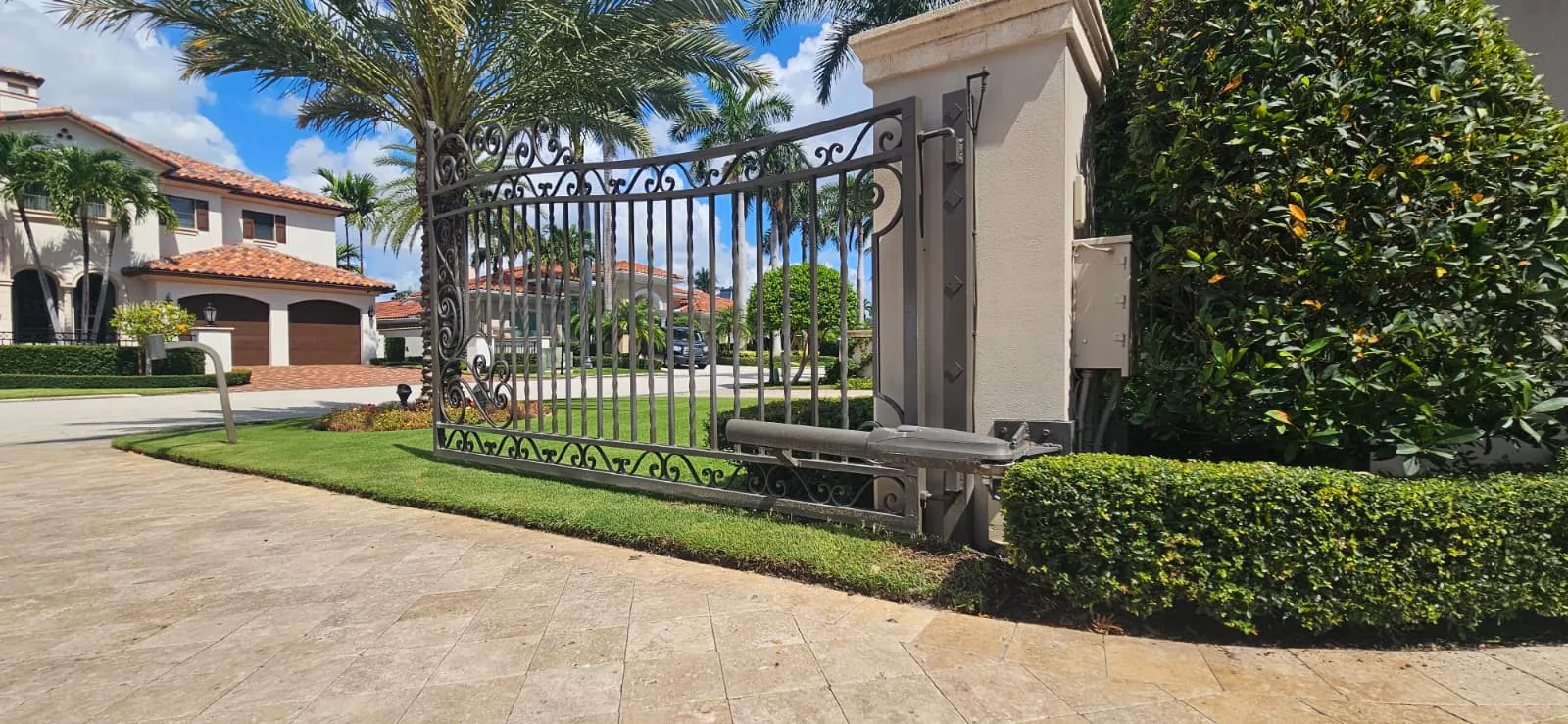 Boca Raton gate job photo 2