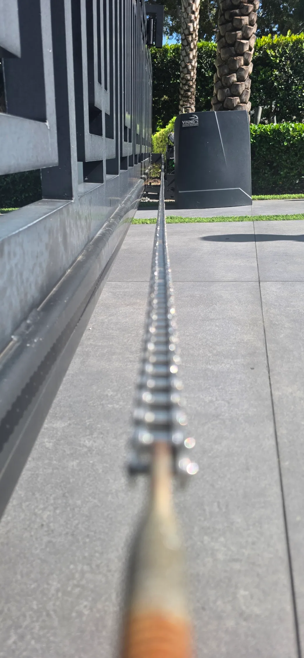 Stainless Steel Chain in Royal Palm Yacht & Country Club: Rusted Chain Fighting the Motor