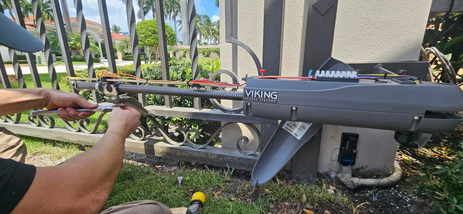 Boca Raton gate job photo 8