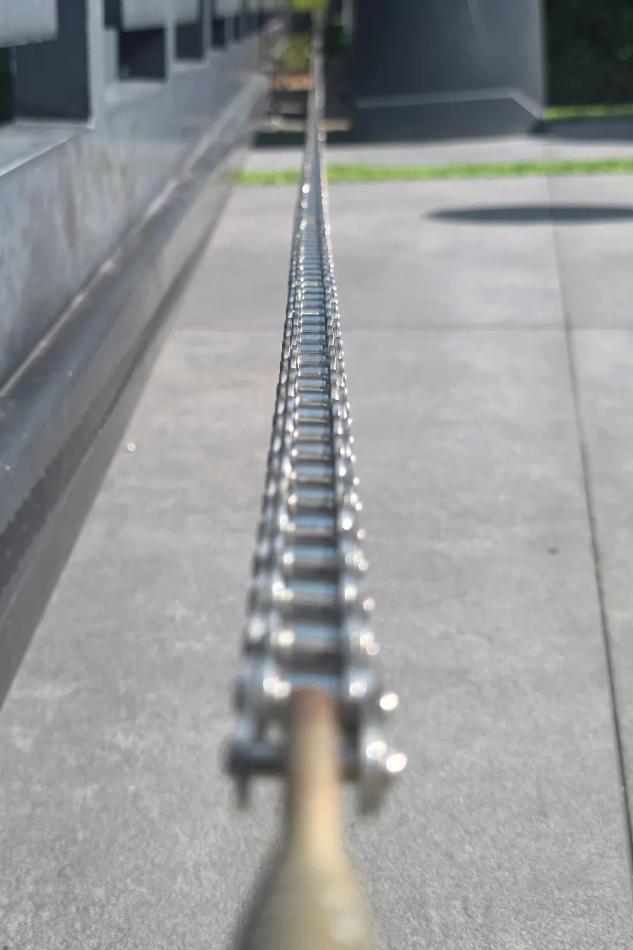 Stainless Steel Chain in Royal Palm Yacht & Country Club: Rusted Chain Fighting the Motor, after