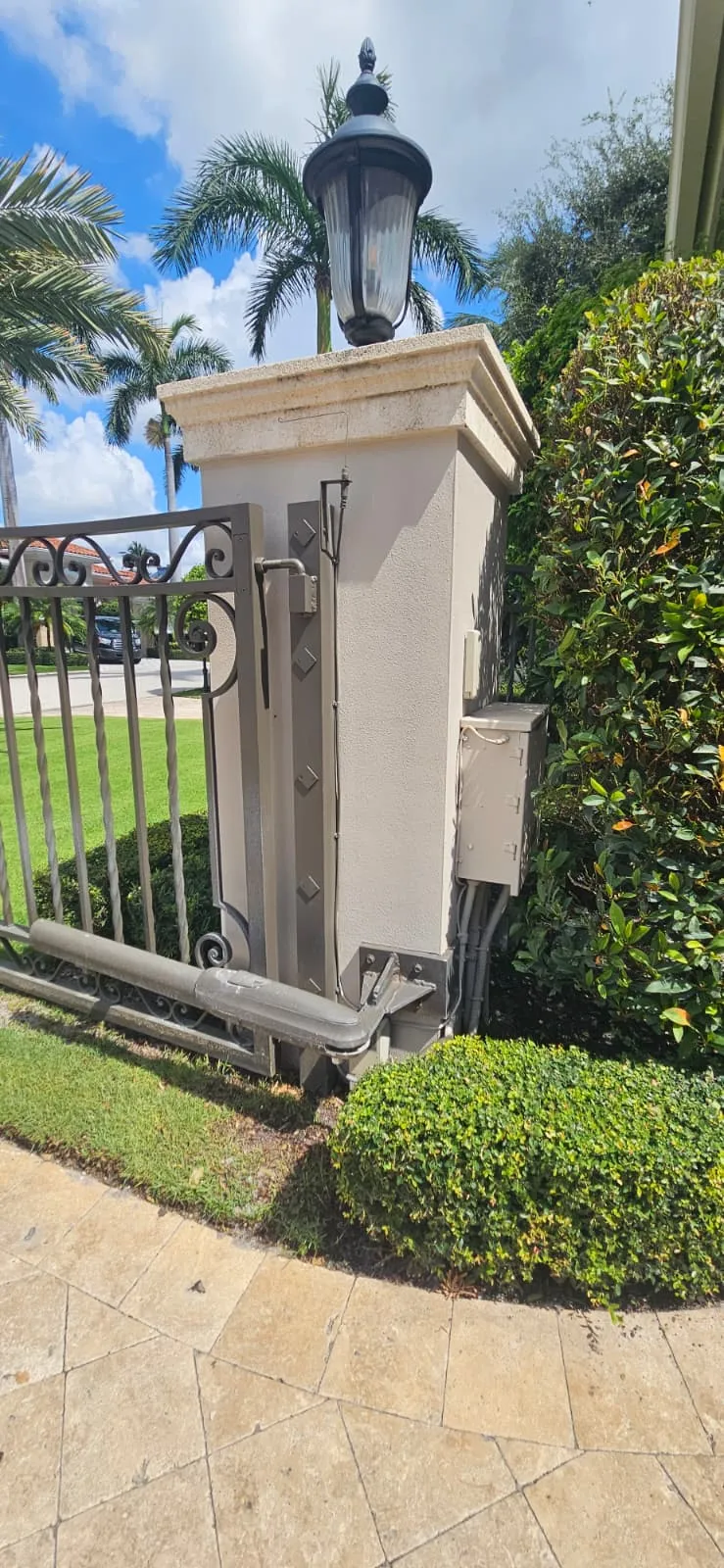 Viking G5 in Royal Palm Yacht & Country Club: Fifteen Years on the Coast and the Limits Were Gone, before